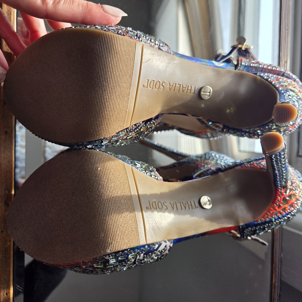 Colorful Embellished Women's Heels - Picture 7 of 8
